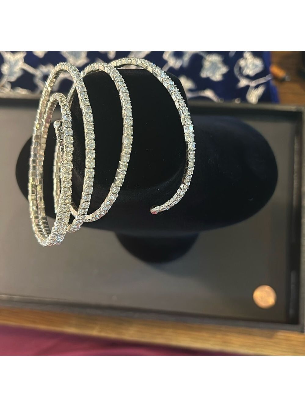 Elegant Silver and rhinestone wrap around bracelet - Picture 4 of 5